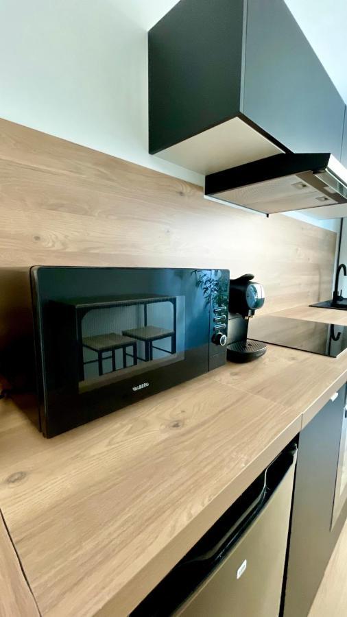 Apartamento La Douceur Roannaise - Parking Prive Proche Gare Roanne Exterior foto